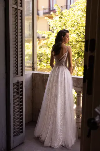E-5435 by Elizabeth Passion - view 4 of 5