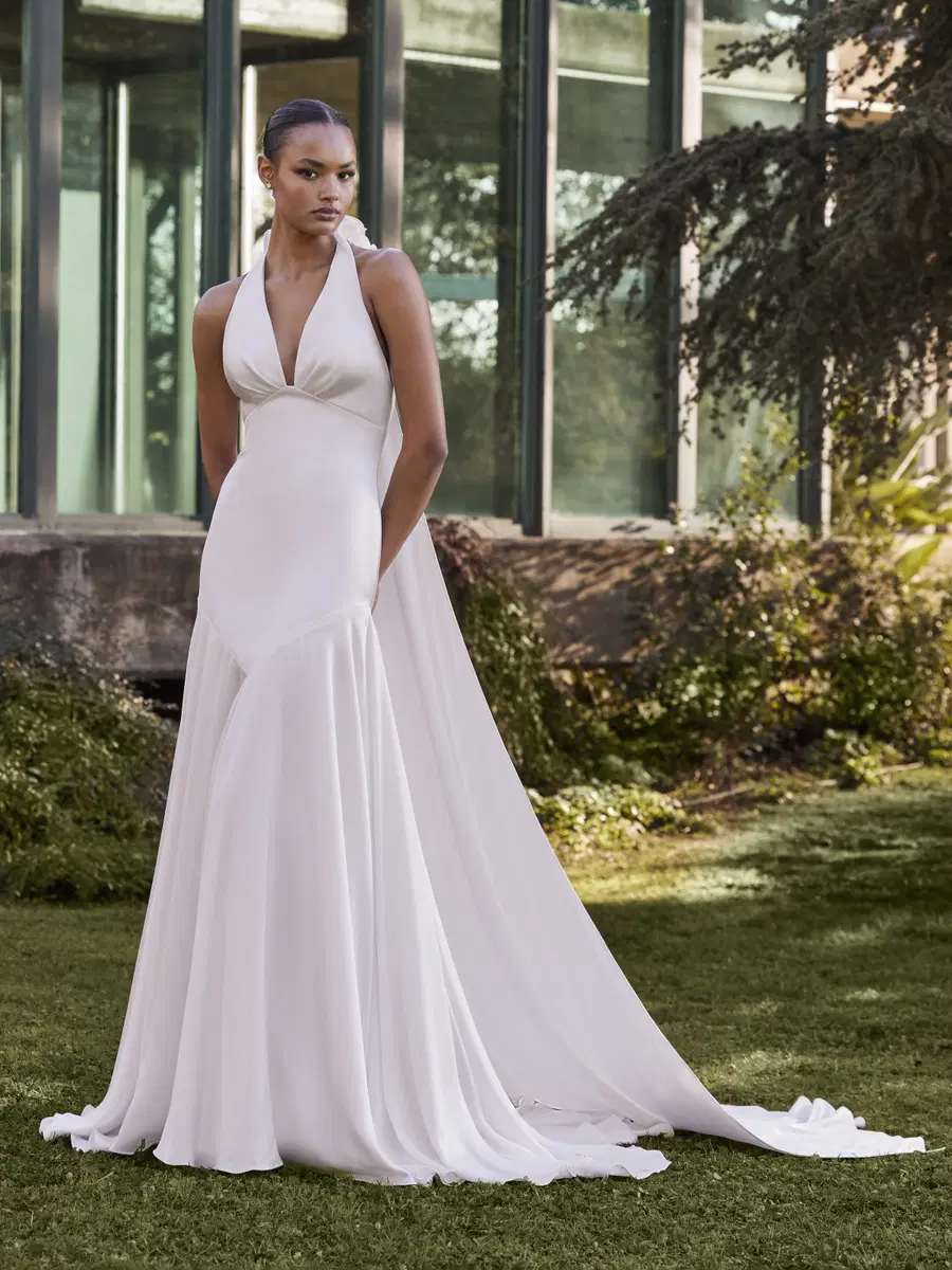 LIELES by Pronovias: Mermaid silhouette, high / halter neckline, sleeveless, satin