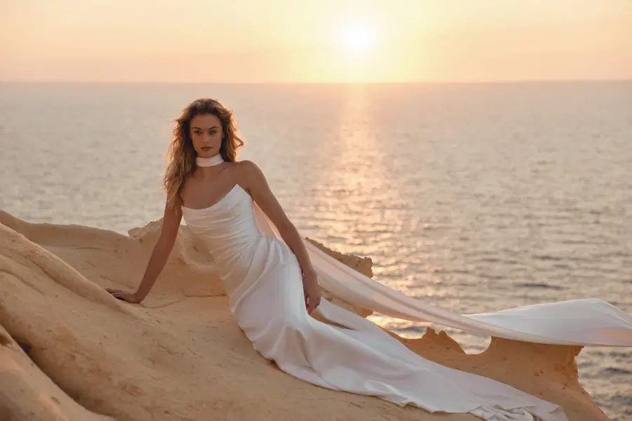 Anna by Eva Lendel - view 3 of 3