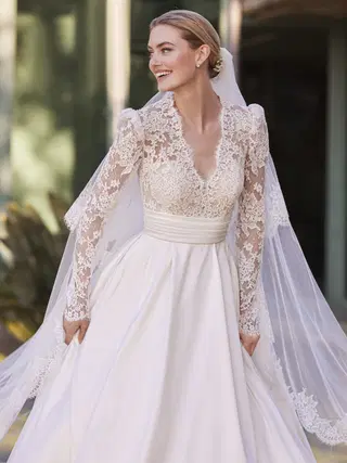 MASSY by Pronovias - view 3 of 6
