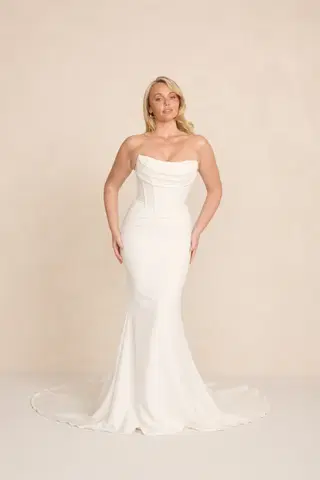 Cruz. by MWL Bride - view 5 of 7
