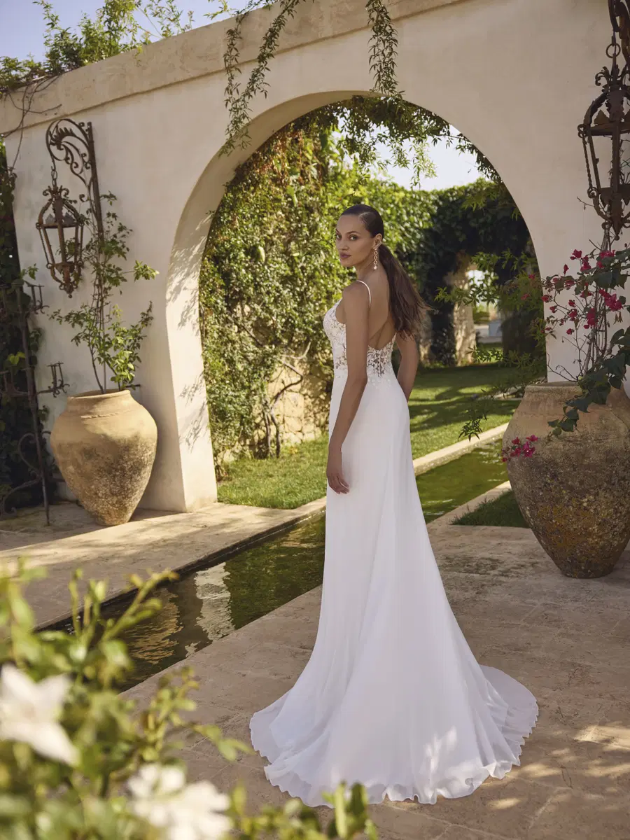 Glamour by Modeca Bridal - view 4 of 5