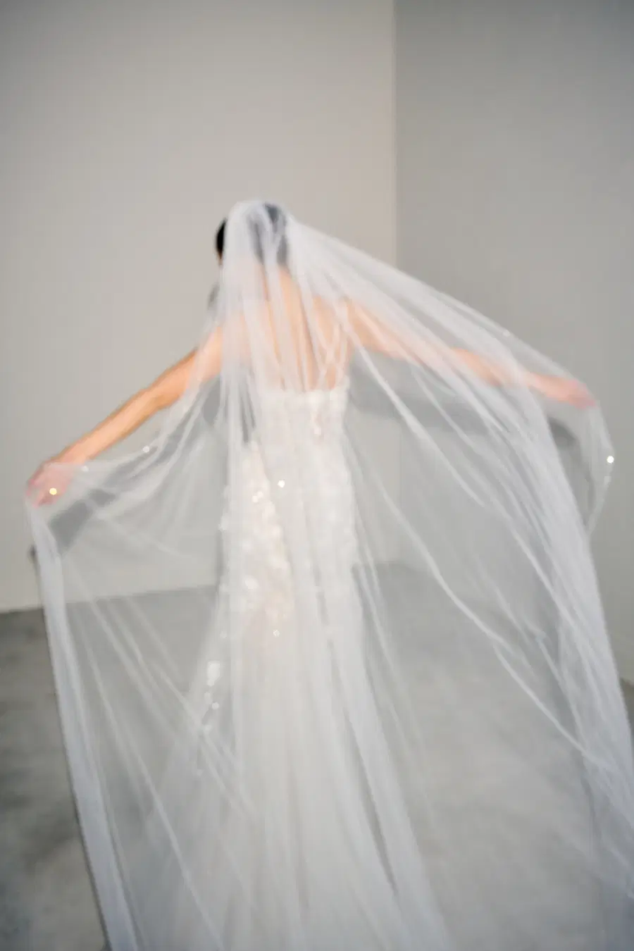 Ambrosia by Justin Alexander Signature - view 7 of 8