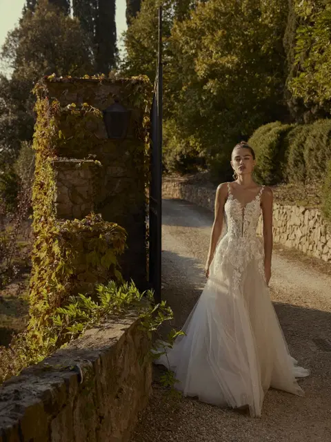 Dafna wedding dress by Modeca Bridal, A-line, lace