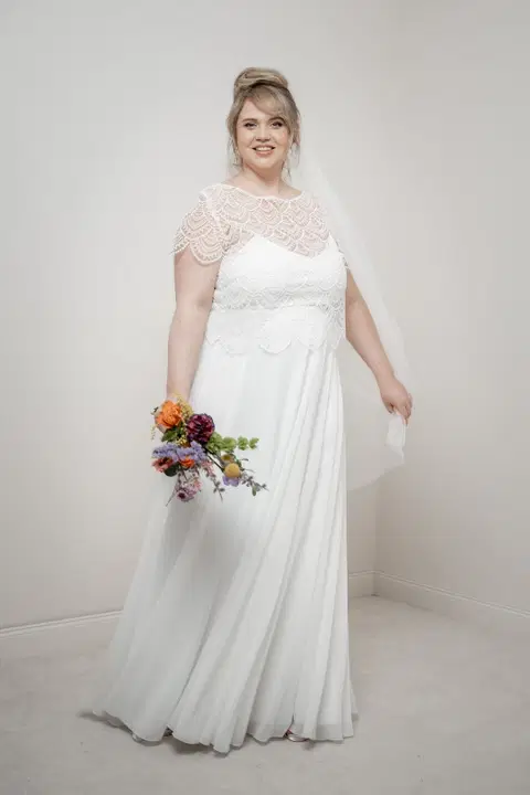 Top Niah Curvy by noni, two-piece, lace