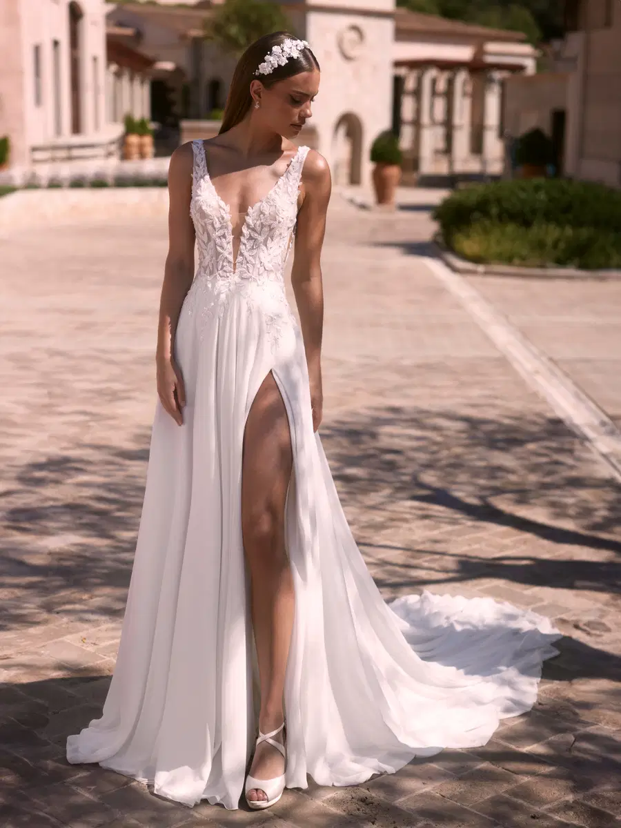 Milon by Bianco Evento - view 2 of 4