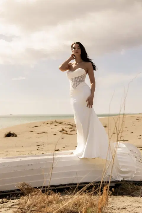 Dragana wedding dress by Amo & Luv, mermaid, lace