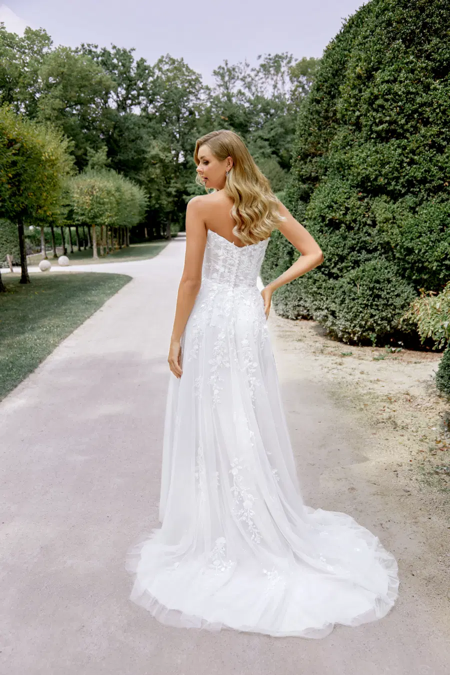 44526 by Sincerity Bridal - view 9 of 9