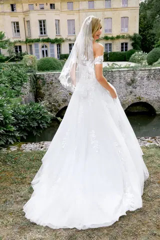 44520 by Sincerity Bridal - view 6 of 7