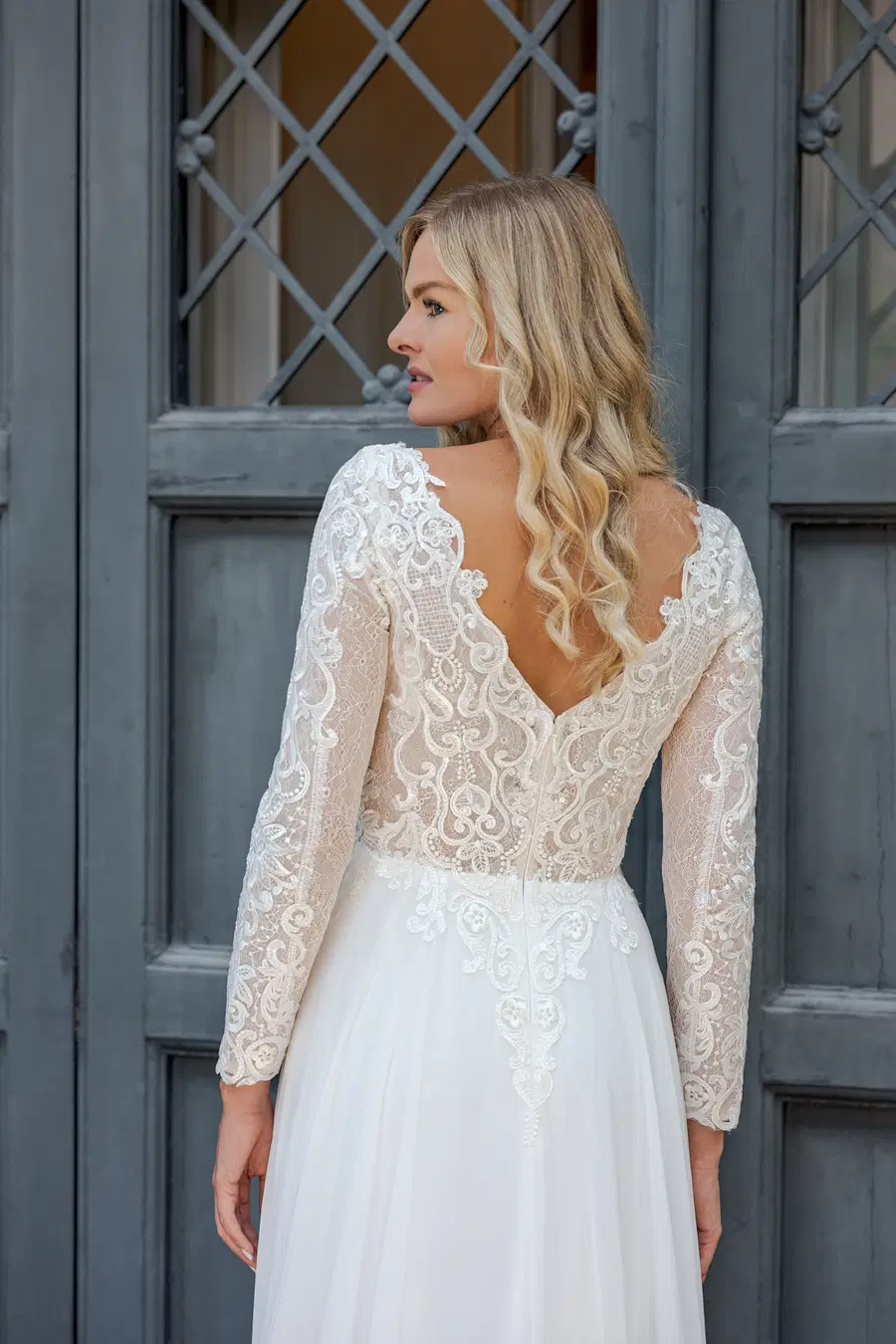 VN58 ivory by Vera Nova - view 4 of 4