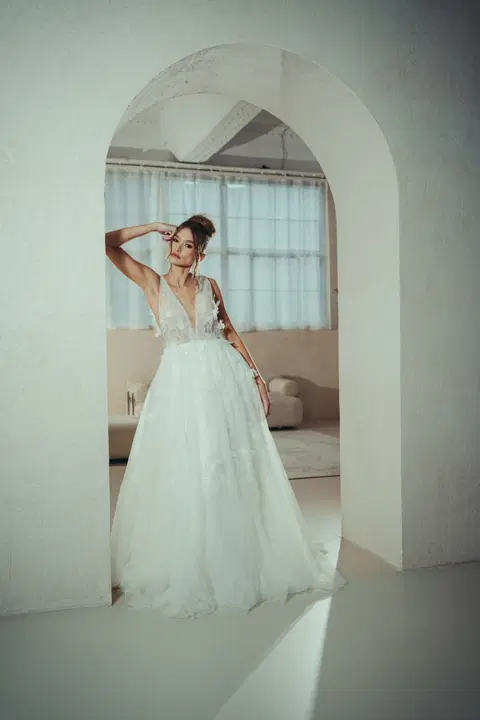 Halo 2509 wedding dress by Halo, A-line, tulle