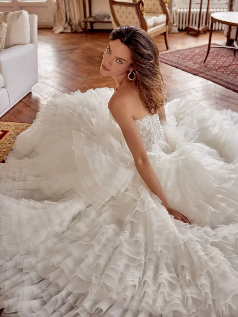 Magdalena by Justin Alexander - view 4 of 7