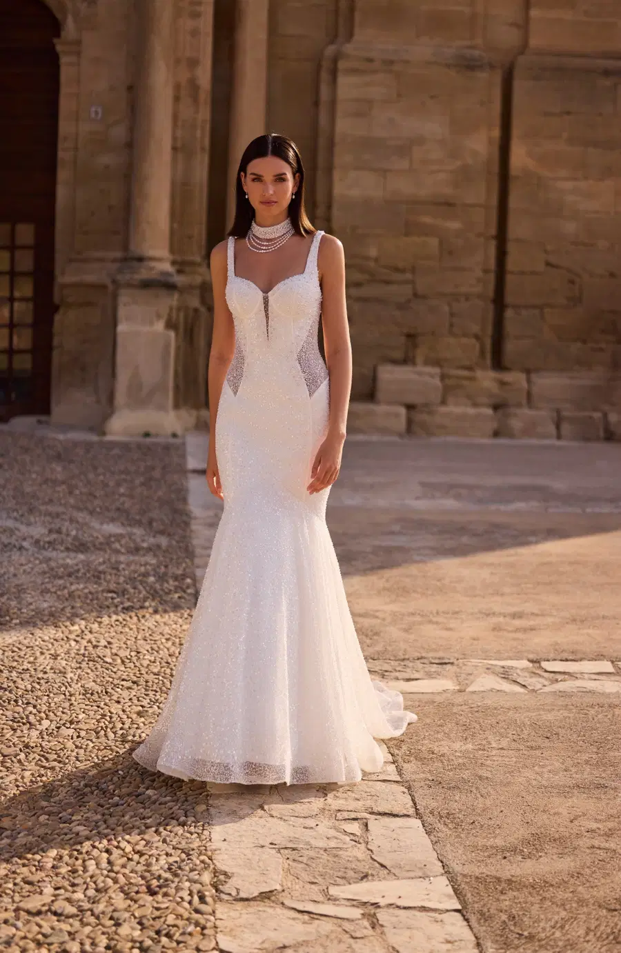 Holly by Veni Infantino: Mermaid silhouette, square neckline, tulle
