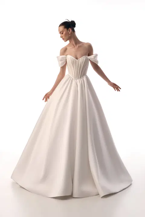 Mika wedding dress by Innocentia, ball gown, satin
