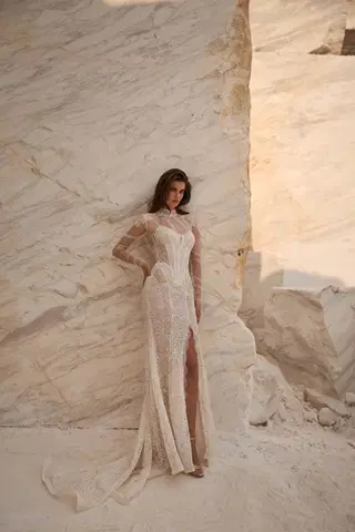 Audrey by Milla Nova - view 2 of 8
