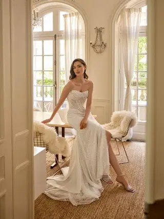 Genevieve by Adore - view 6 of 11