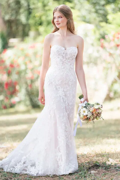 Style R3802 wedding dress by Allure Romance, mermaid, lace