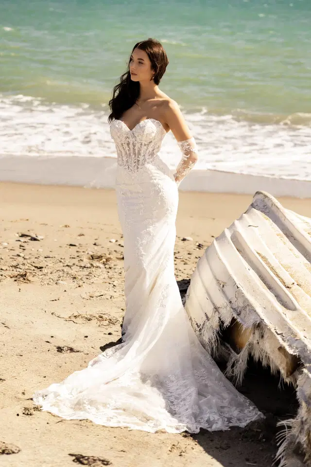 Dolores by Amo & Luv: Mermaid silhouette, sweetheart neckline, long sleeves, lace