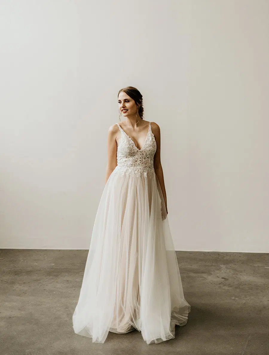 HAZEL BLUSH by Esther Hofmann - view 2 of 8