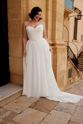 44580 by Sincerity Bridal - view 6 of 7