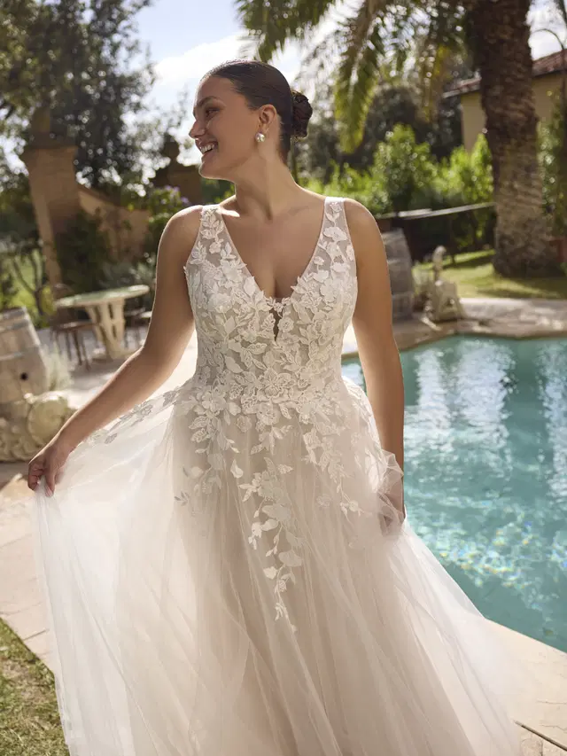 Jolanthe by Modeca Bridal - view 2 of 4