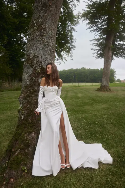 Fiora wedding dress by Anne Mariée, stretch satin, floor