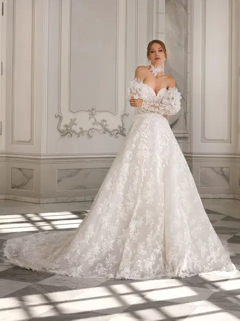 Paola wedding dress by Vanilla Sposa, ball gown, lace