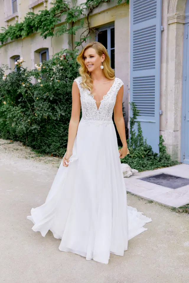 44532 by Sincerity Bridal: A-Line silhouette, V-neck neckline, cap sleeves, chiffon