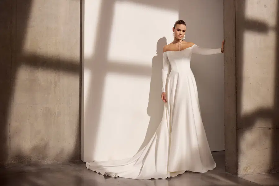 Maddison by Avenue by Josephine Scott: A-Line silhouette, off-shoulder neckline, long sleeves, crepe