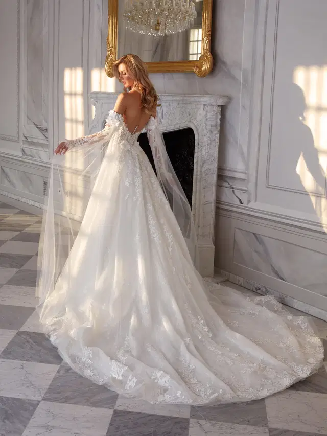 Nicole by Vanilla Sposa - view 2 of 2