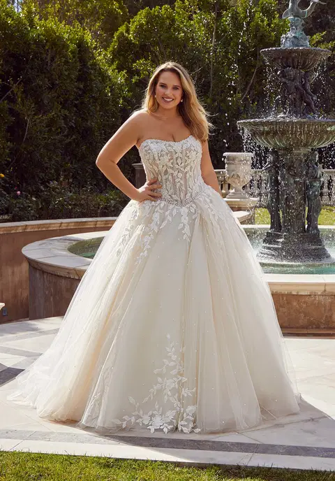 Thora wedding dress by Mori Lee, ball gown, lace