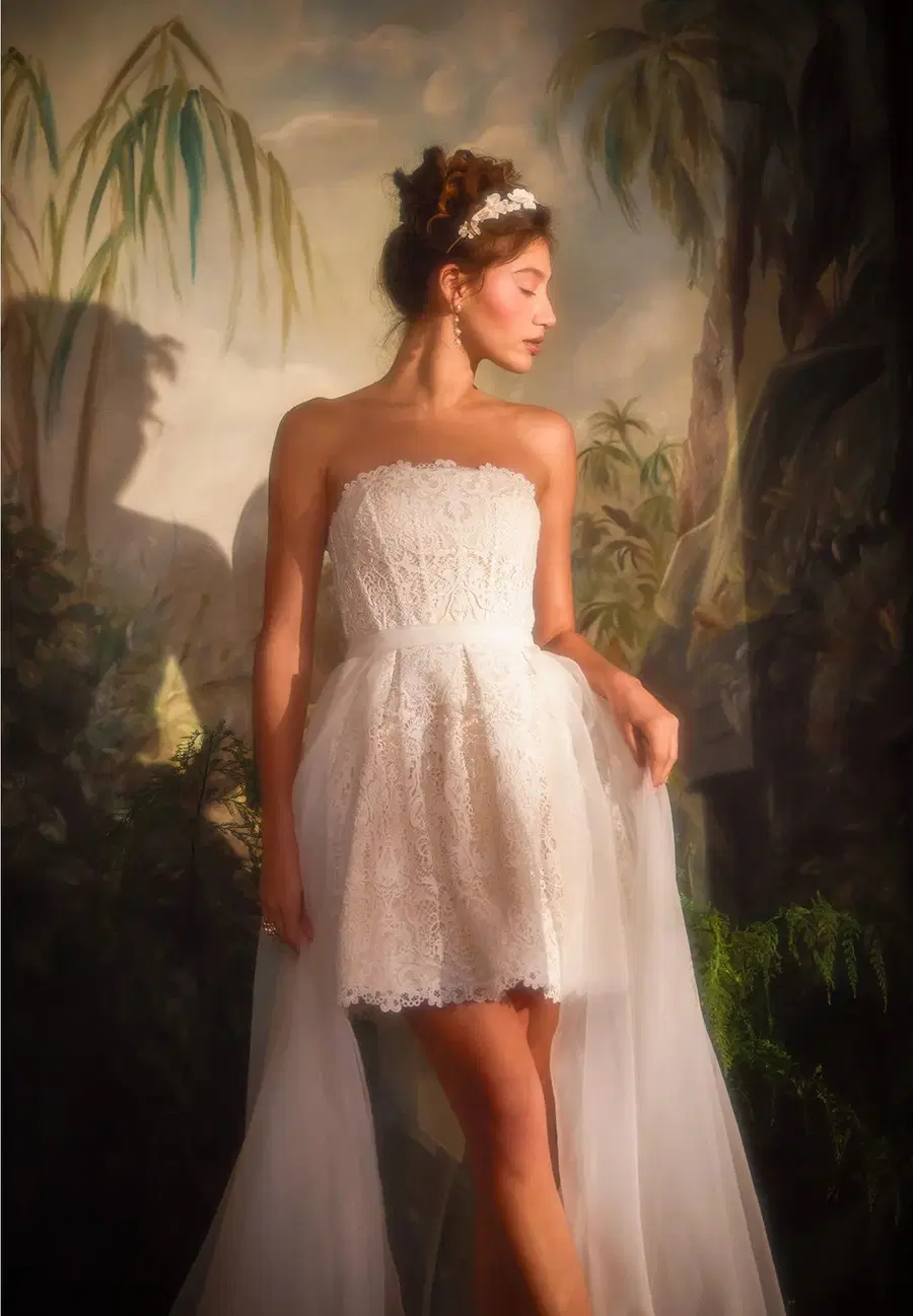 Avory Dress by Catherine Deane: Short silhouette, square neckline, sleeveless, lace