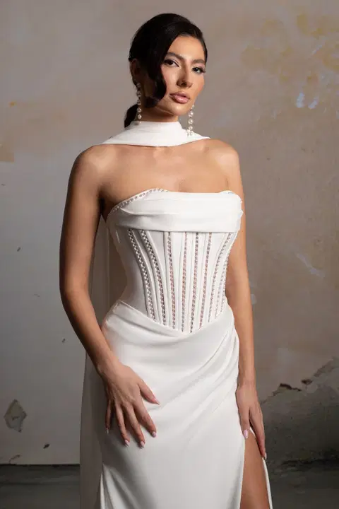 Chelsea wedding dress by Donna Salado Bridal, trumpet, satin