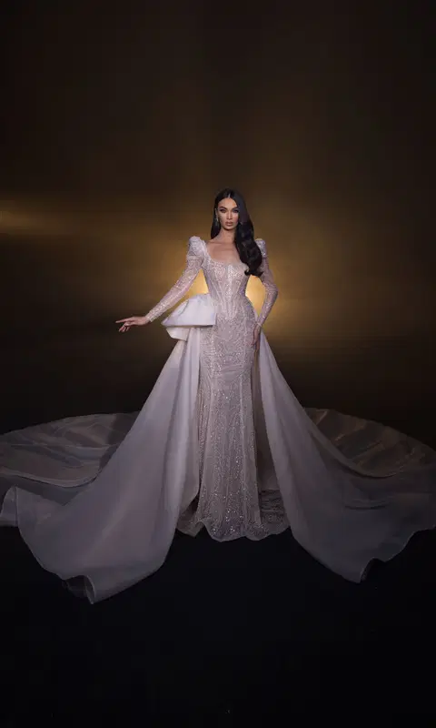 Style R 24-011 wedding dress by Ricca Sposa, fit & flare, organza