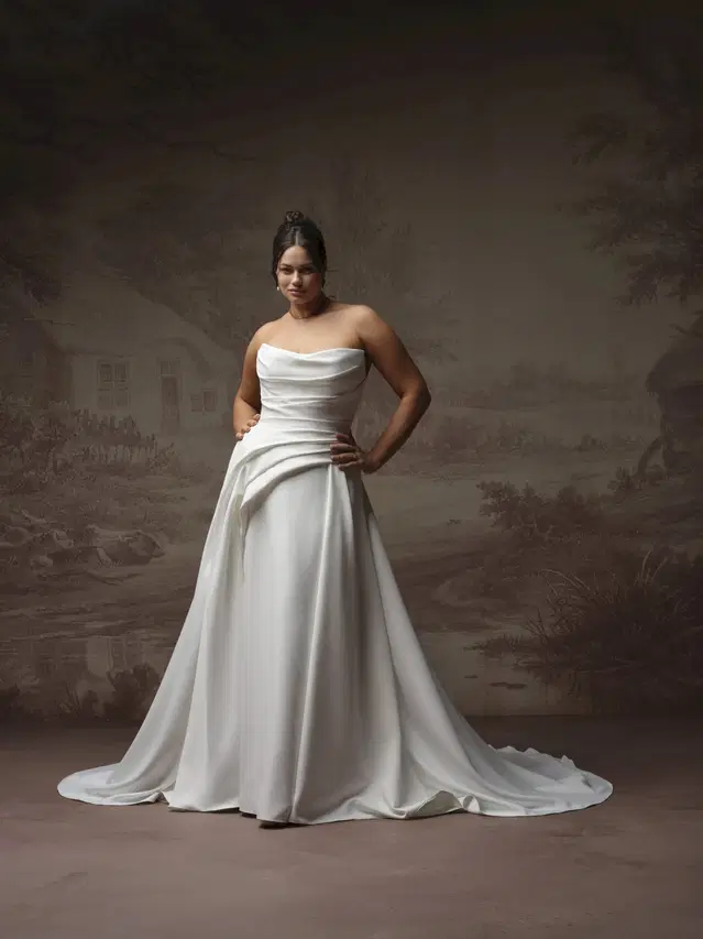 CALLIOPE by Maggie Sottero: A-Line silhouette, cat eye neckline, satin