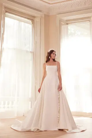Christina by Josephine Scott - view 2 of 7