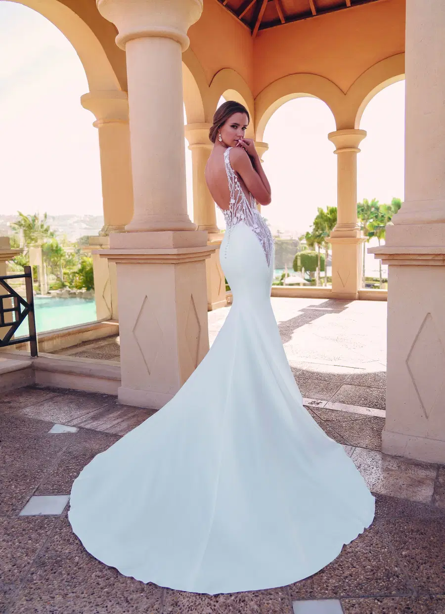 SENG by Enzoani - view 6 of 6