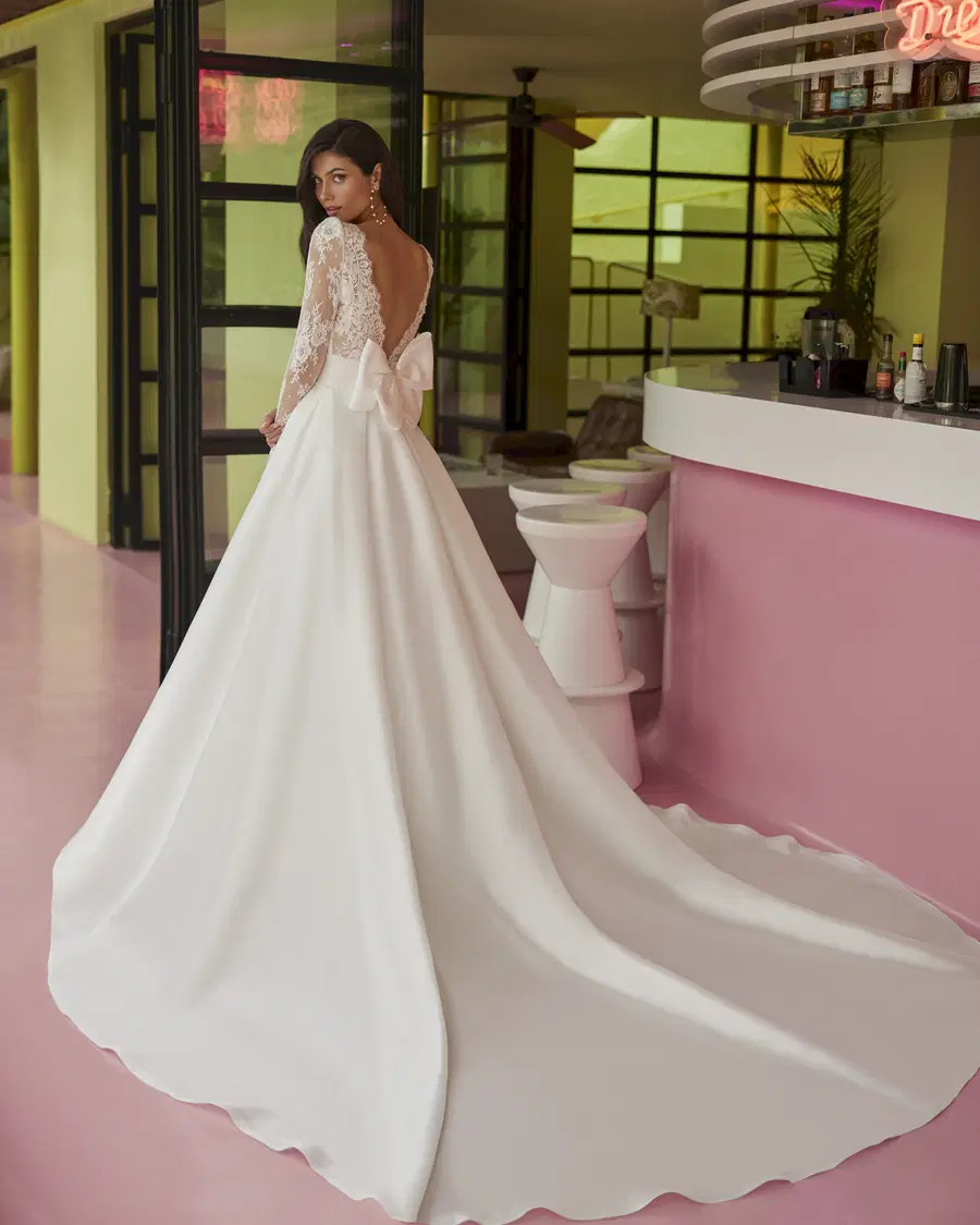 Jorine by Luna Novias - view 3 of 4
