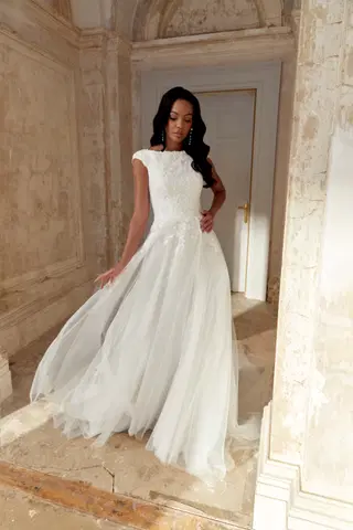 44538 by Sincerity Bridal - view 3 of 7
