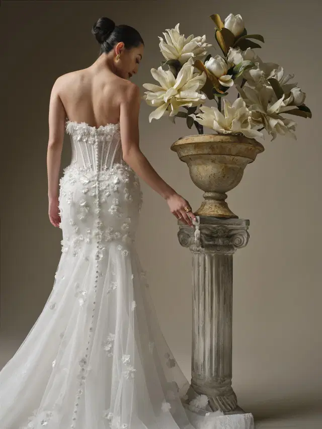 Akari by Sottero & Midgley - view 8 of 12