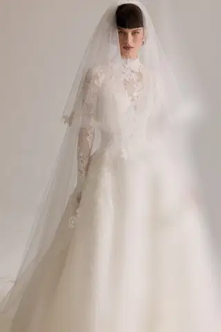Elizabeth by Josephine Scott - view 7 of 8