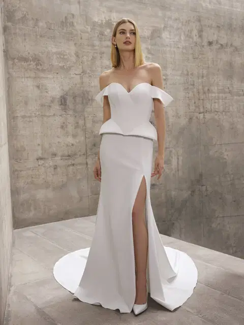 Mysrine wedding dress by Pronovias, mermaid, satin