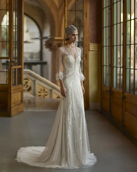 Belinda wedding dress by Rosa Clara, straight, embroidery
