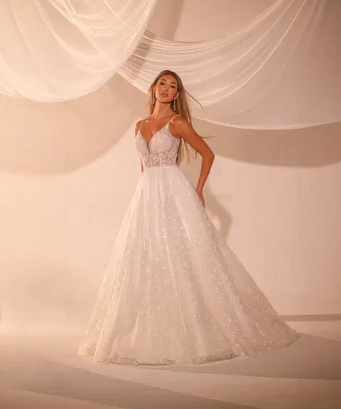 Style RB4218 wedding dress by Rachel Allan, A-line, tulle