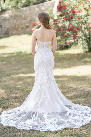 R3802 by Allure Romance - view 5 of 5