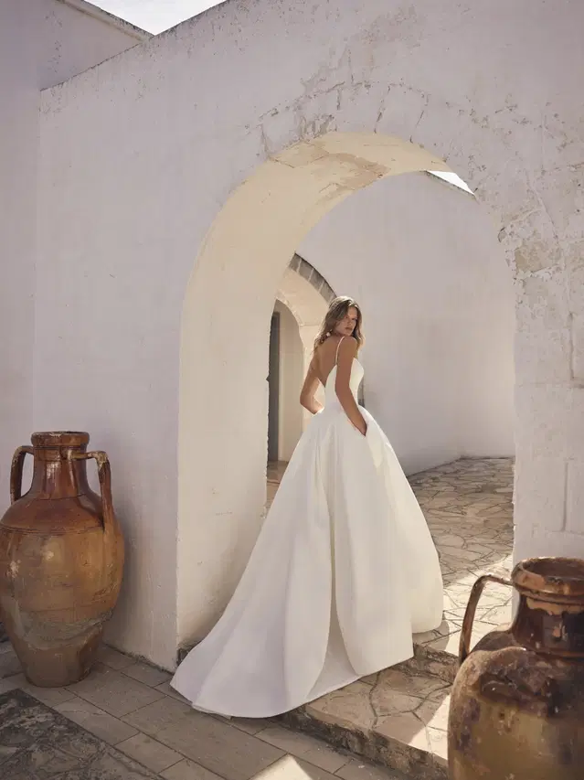 Lyrelle von Modeca Bridal - Ansicht 2 von 4