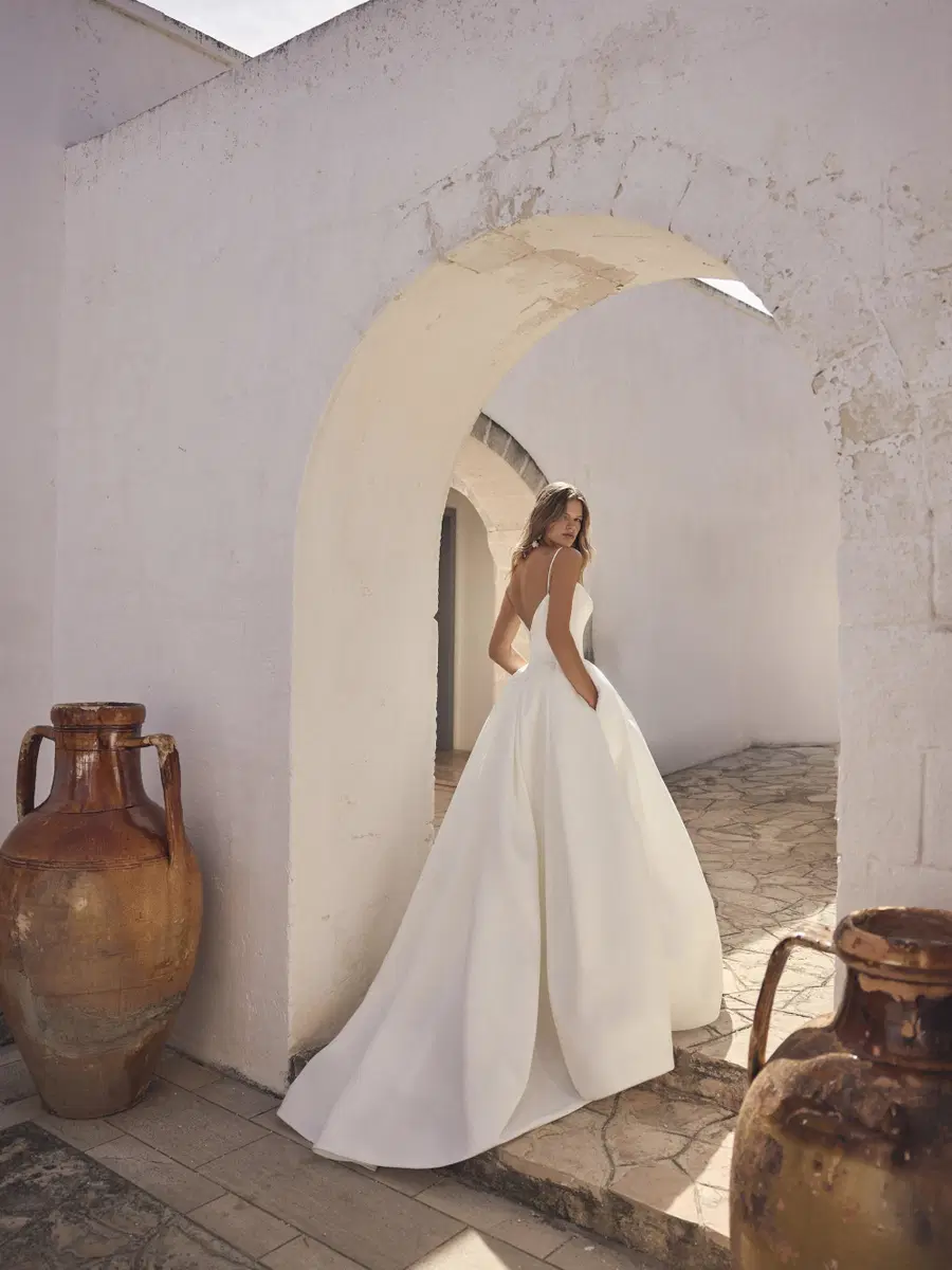 Lyrelle von Modeca Bridal - Ansicht 2 von 4