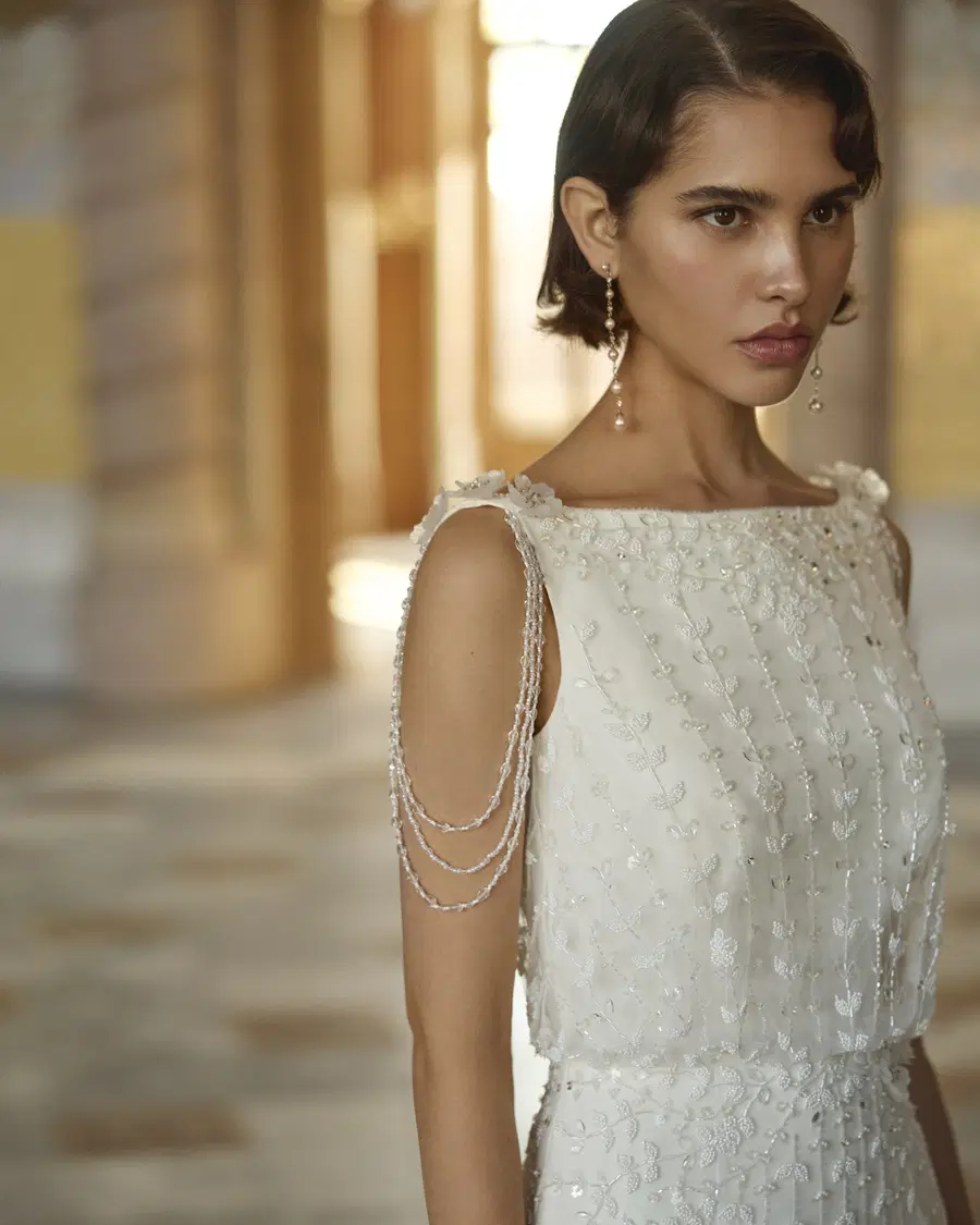Belen by Rosa Clara - view 2 of 4