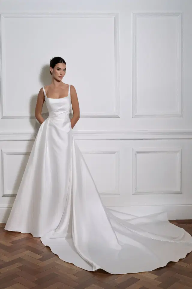 Kaia by Avenue by Josephine Scott: A-Line silhouette, square neckline, sleeveless, satin