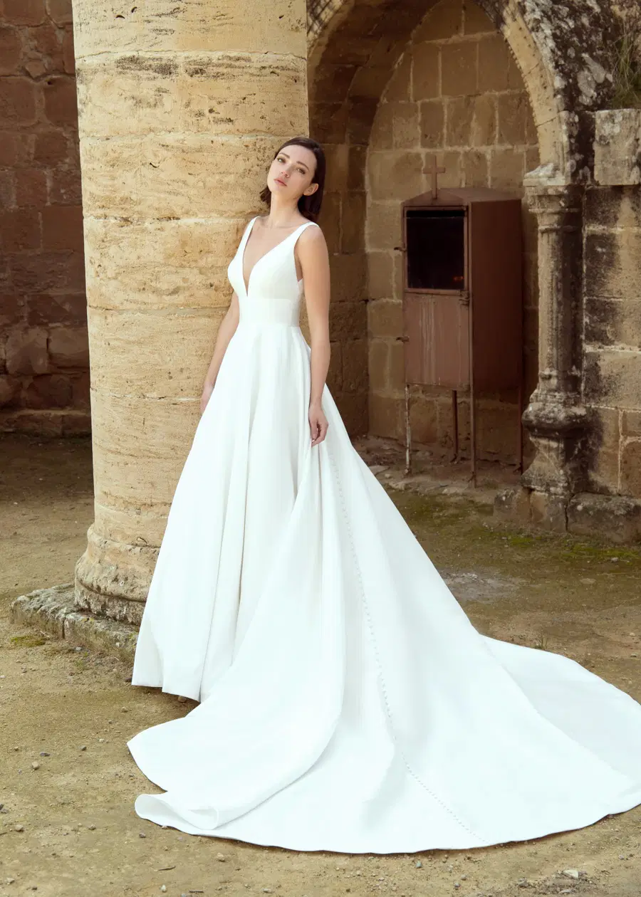 Costa Rica by Dando London: Ball Gown silhouette, V-neck neckline, sleeveless, mikado